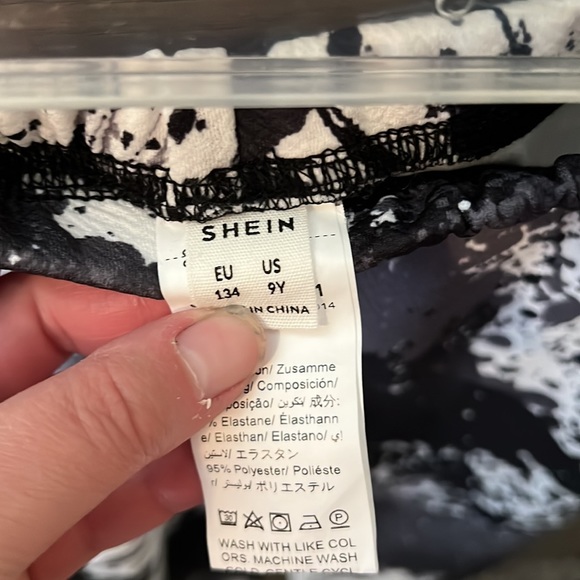 Shein Girls Leggings 9Y black & white splatter detail. Never worn! Brand new - Picture 3 of 3